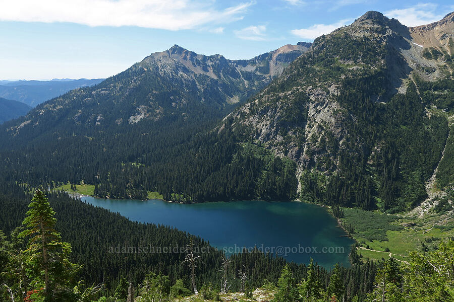 Deep Lake, Mount Jerry Garcia, & Peak 6506 [Peggy's Pond Trail, Alpine Lakes Wilderness, Kittitas County, Washington]
