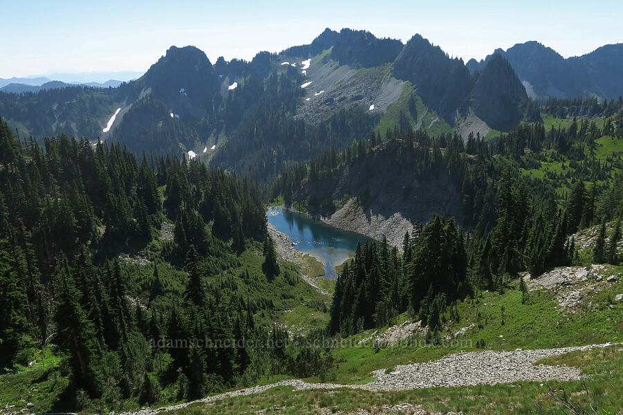 Wahpenayo Peak & Cliff Lake [Tatoosh Range, Mt. Rainier National Park, Lewis County, Washington]