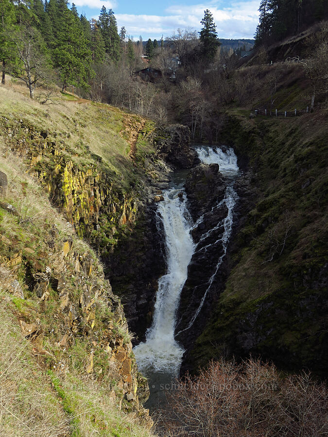 Mosier Creek Falls [Mosier Plateau Trail, Mosier, Wasco County, Oregon]