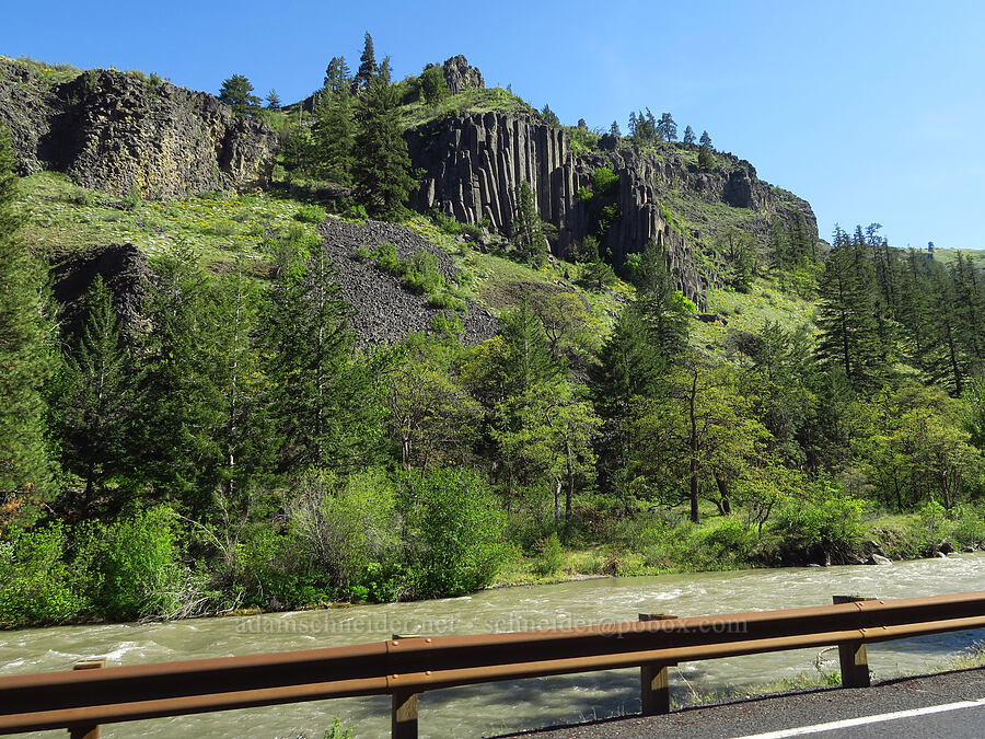 columnar basalt & the Tieton River [U.S. Highway 12, Yakima County, Washington]