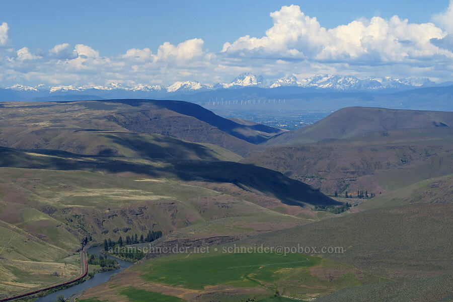 view north toward the Stuart Range [Baldy Mountain Trail, Kittitas County, Washington]