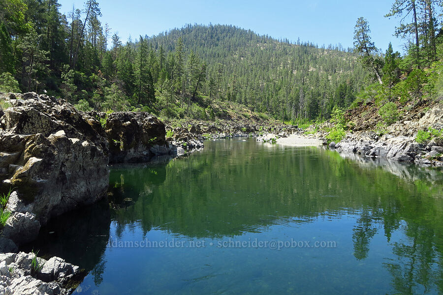 Illinois River [Little Falls Loop Trail, Rogue River-Siskiyou National Forest, Josephine County, Oregon]