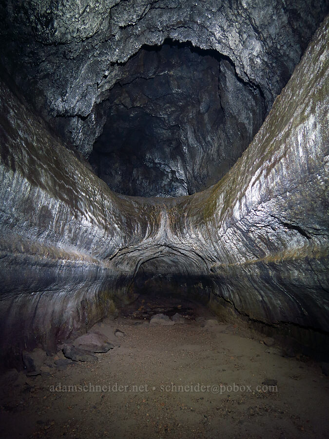 two-story lava tube [Ape Cave, Mt. St. Helens National Volcanic Monument, Skamania County, Washington]