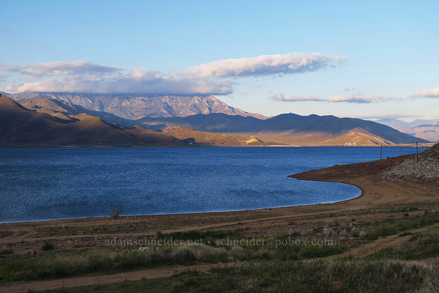 Lake Isabella & Bartolas Country Plateau [South Fork Recreation Site, Sequoia National Forest, Kern County, California]