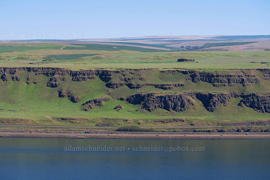 north-central Oregon [Highway 14, Klickitat County, Washington]