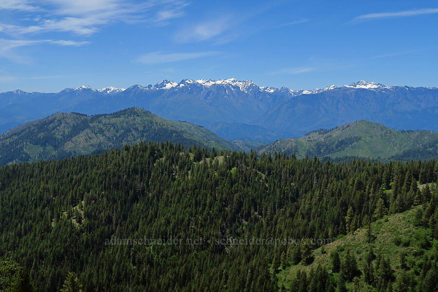 The Enchantments & Cashmere Mountain [Forest Road 7400, Okanogan-Wenatchee National Forest, Chelan County, Washington]