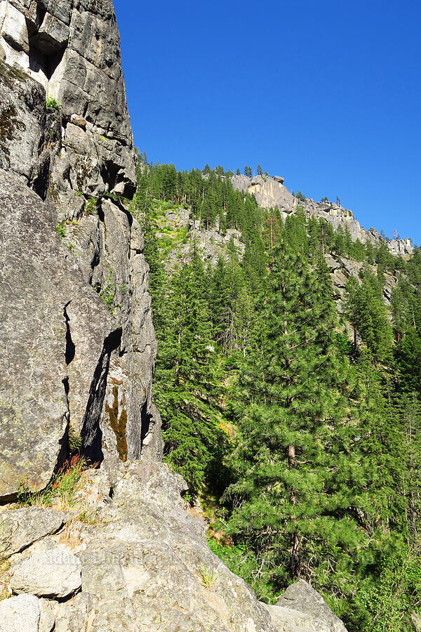 edge of Castle Rock and cliffs below Tumwater Mountain [Castle Rock Trail, Okanogan-Wenatchee National Forest, Chelan County, Washington]