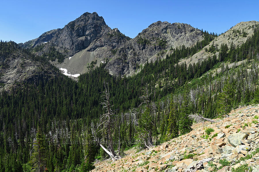 Peak 6640 [Esmeralda Basin Trail, Okanogan-Wenatchee National Forest, Kittitas County, Washington]