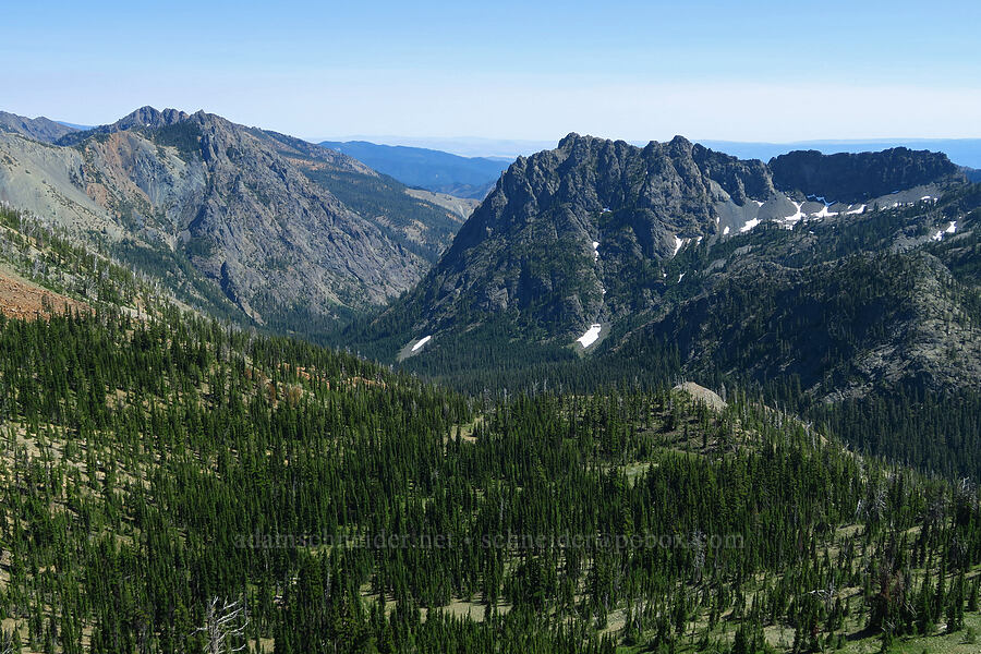 Teanaway Mountain & Esmeralda Peaks [Small Fortune Peak, Okanogan-Wenatchee National Forest, Kittitas County, Washington]