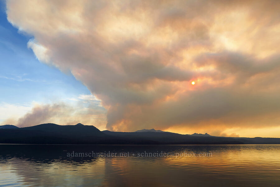 Diamond Peak & smoke from the 208 Fire [Odell Lake, Deschutes National Forest, Klamath County, Oregon]