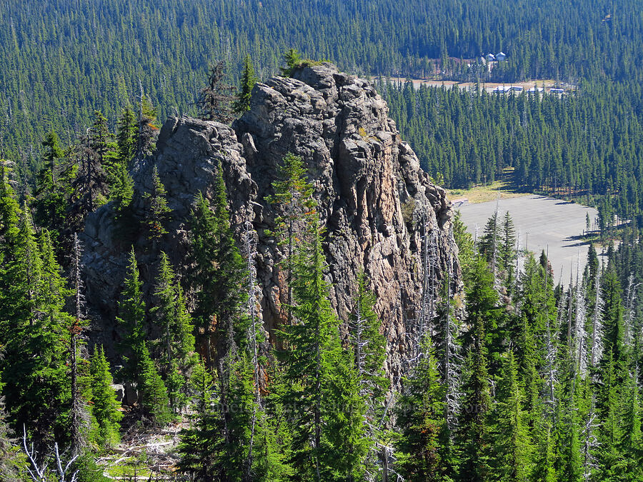 Newton Pinnacle [Picnic Rock, Mt. Hood National Forest, Hood River County, Oregon]